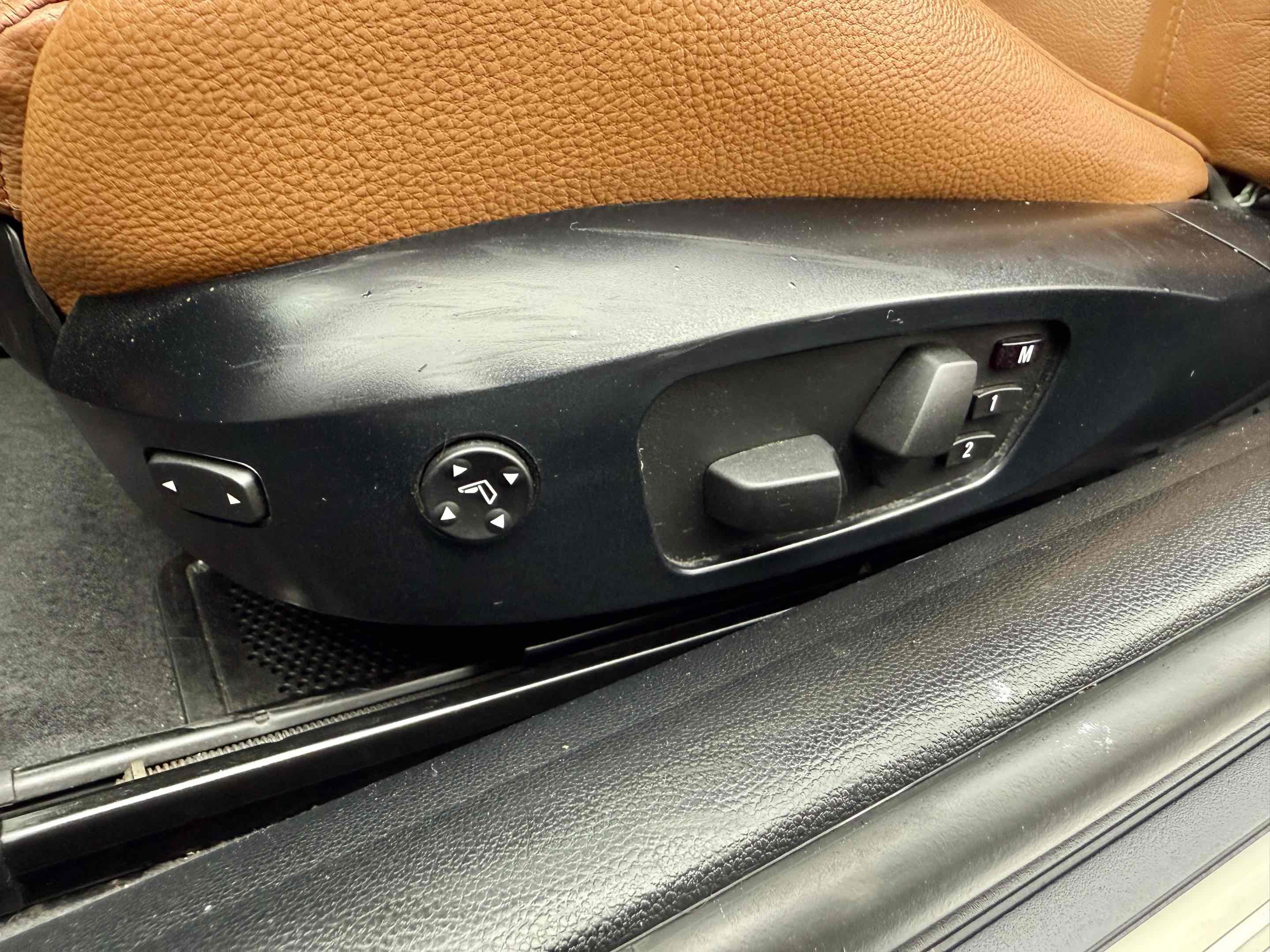 Used 2011 BMW 328i xDrive Coupe image 33