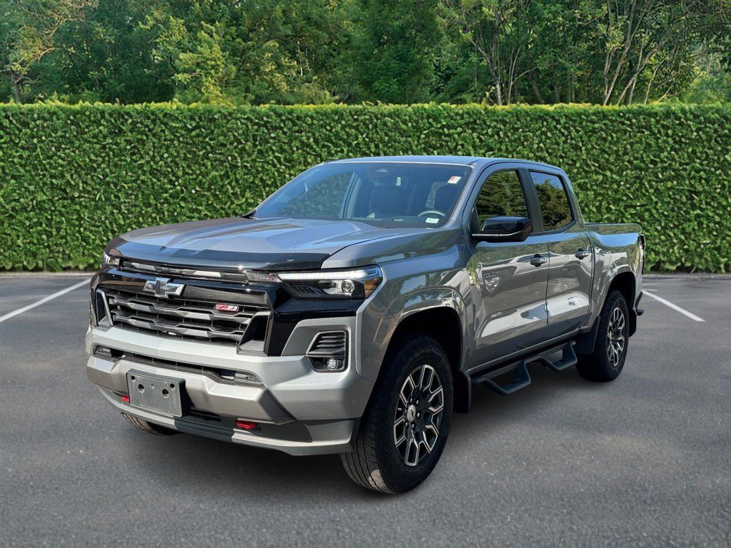 Used 2023 Chevrolet Colorado Z71 w/ Z71 Convenience Package 2 AWD/4WD image 8