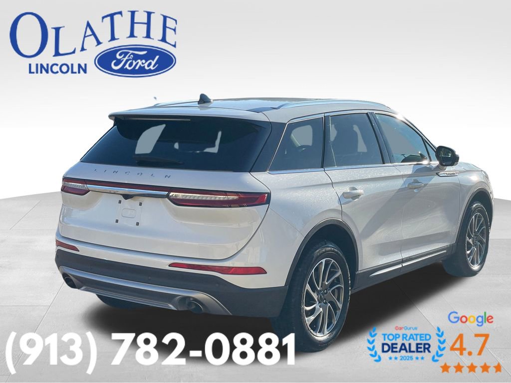 Used 2022 Lincoln Corsair AWD w/ Equipment Group 101A image 5