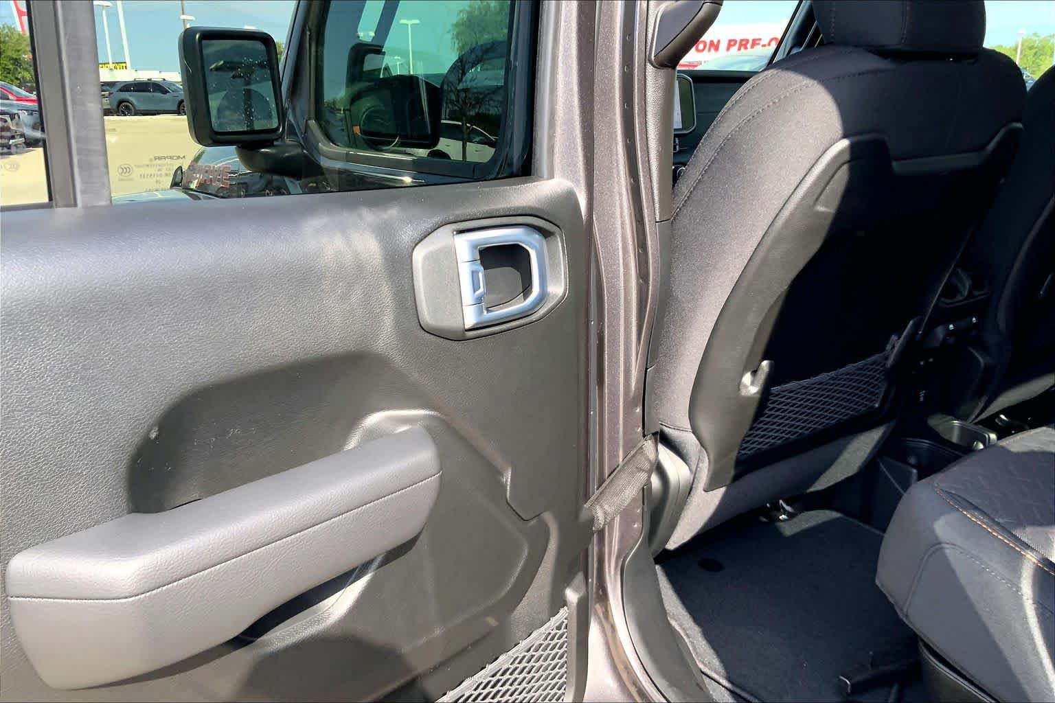 New 2026 Jeep Gladiator Mojave AWD/4WD image 17