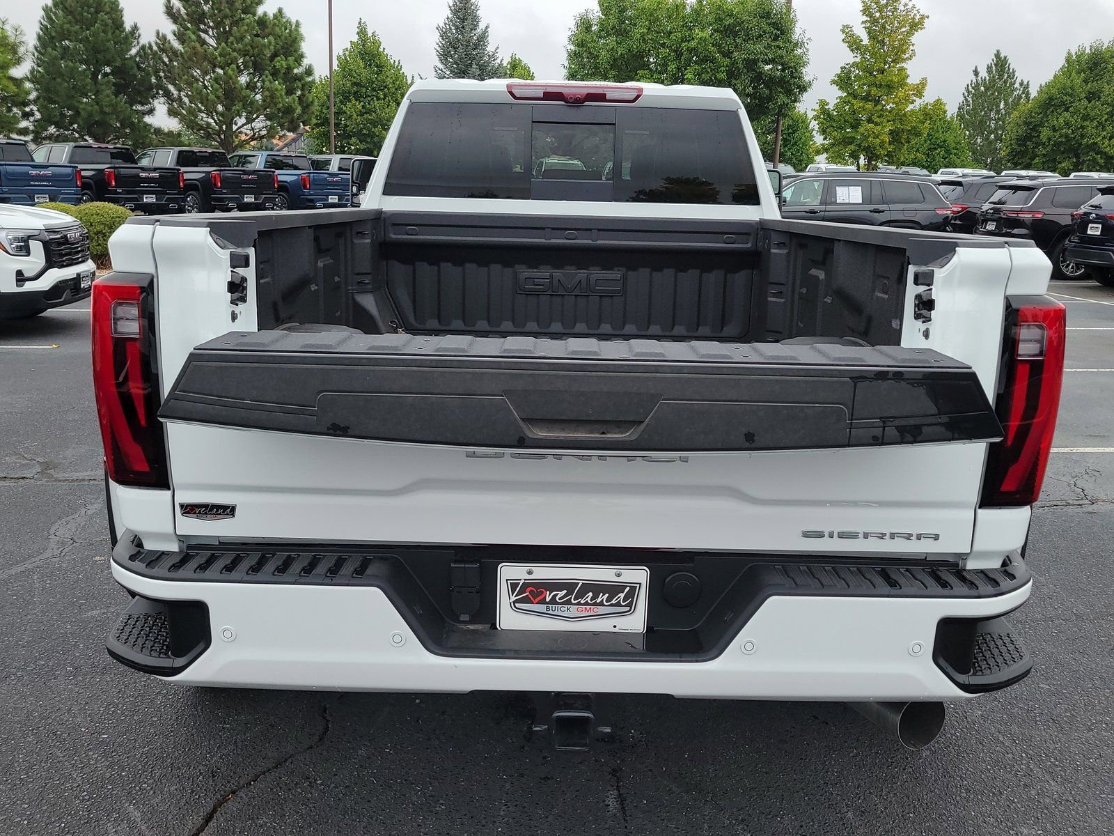 New 2025 GMC Sierra 3500 Denali Ultimate AWD/4WD image 12