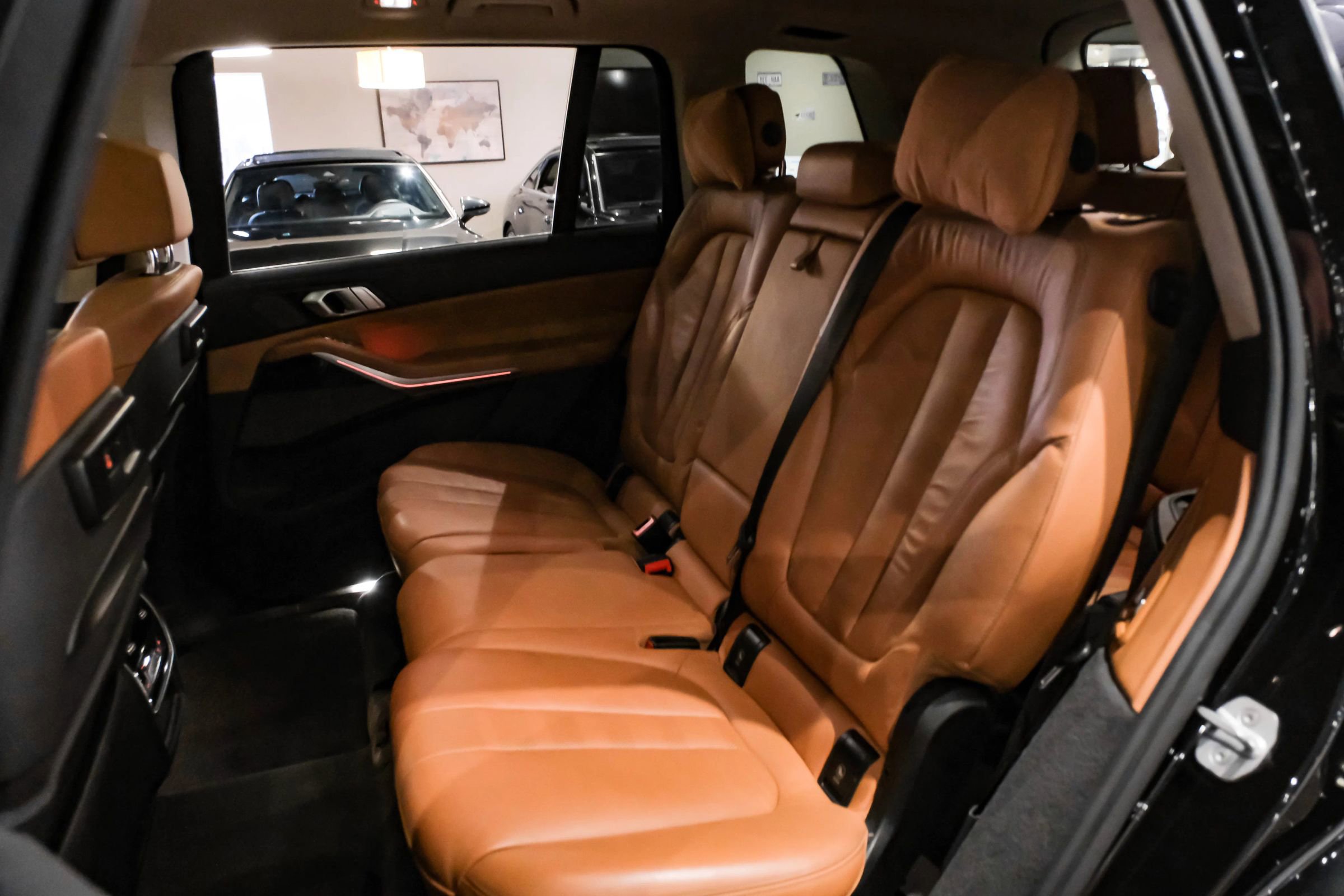 Used 2019 BMW X7 xDrive50i w/ Premium Package image 36
