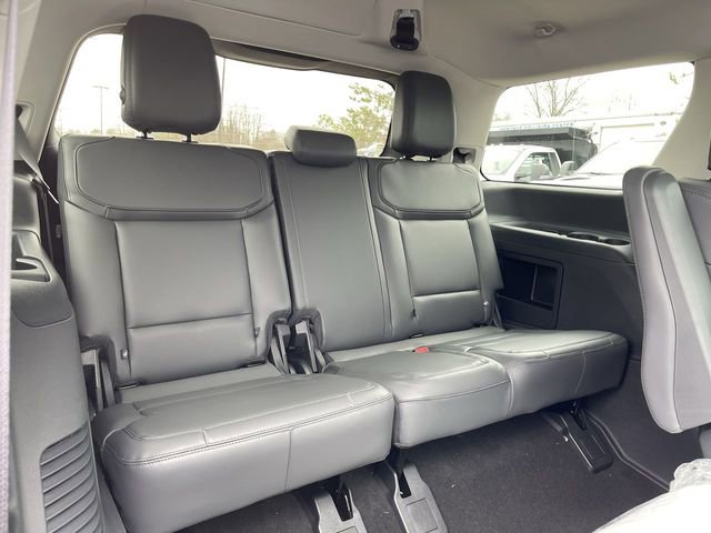 New 2026 Ford Expedition Active AWD/4WD image 25