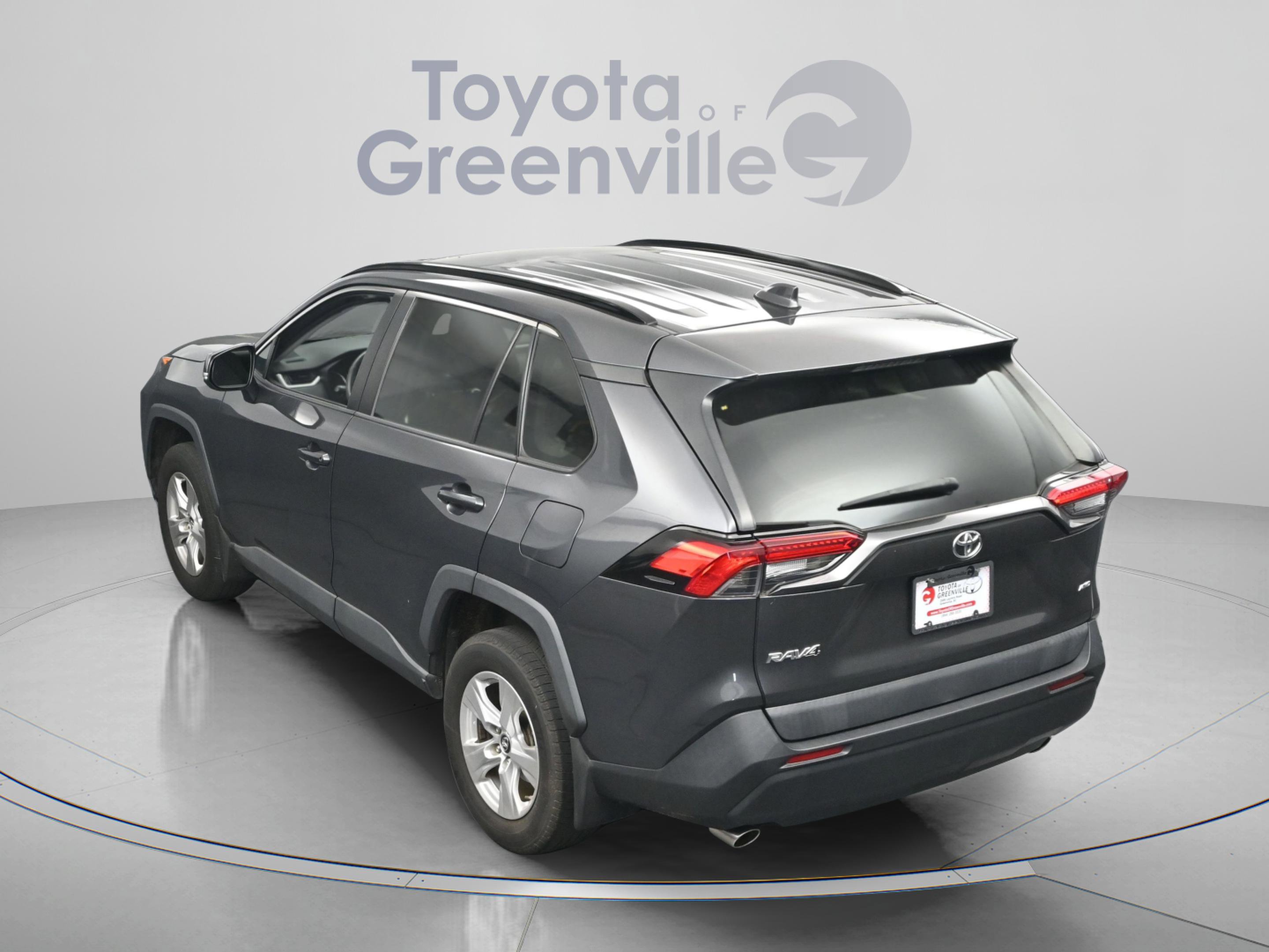 Used 2019 Toyota RAV4 XLE w/ Convenience Package AWD/4WD image 9
