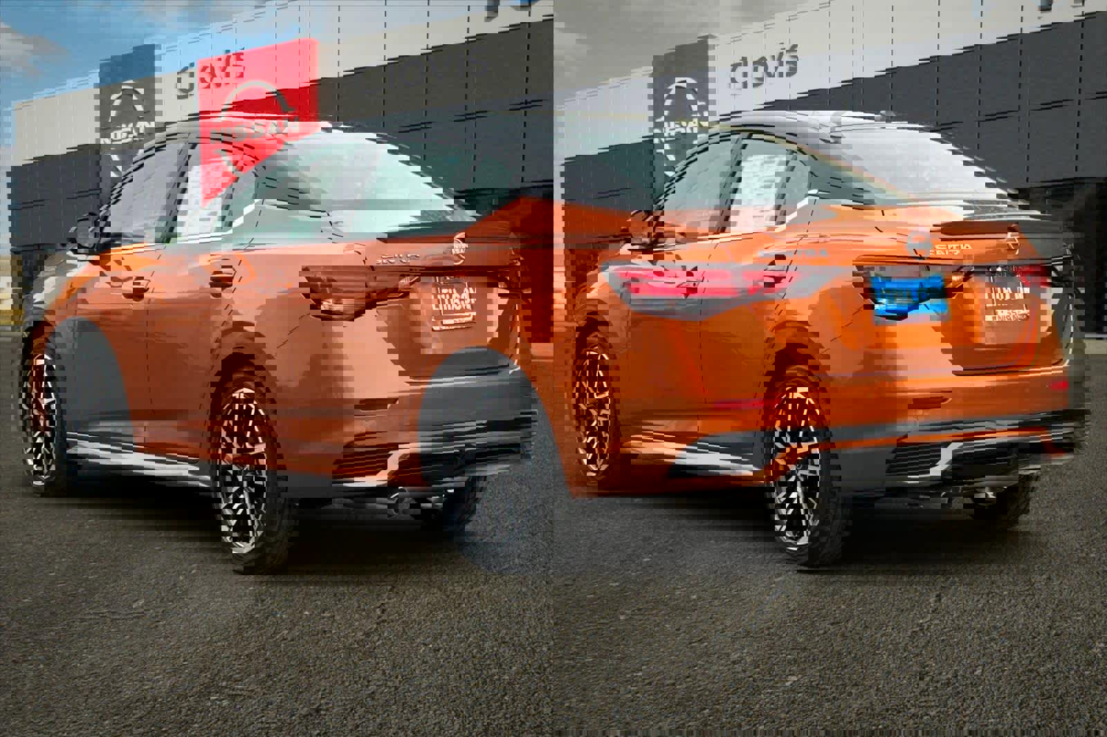 New 2025 Nissan Sentra SR w/ SR Premium Package image 7