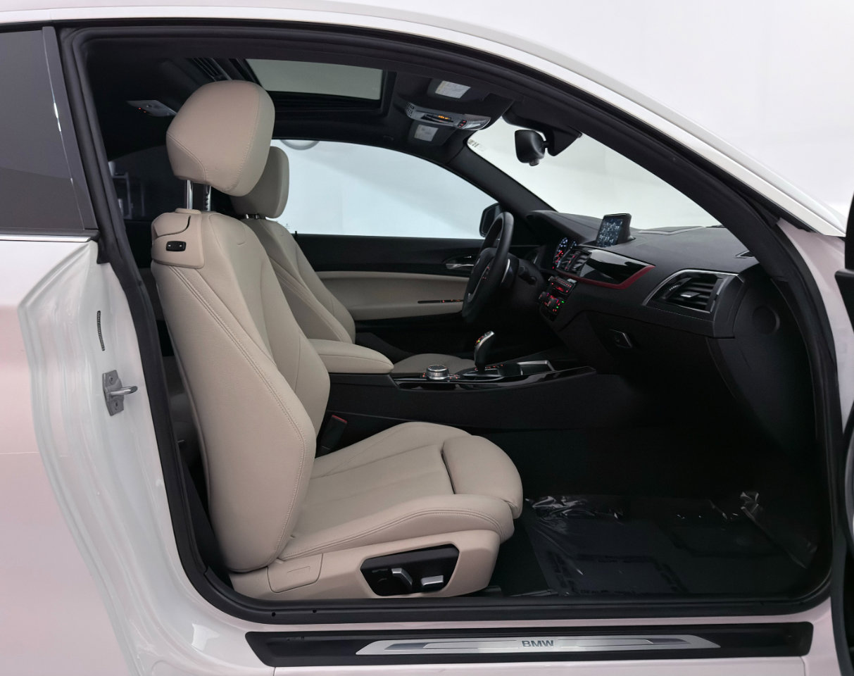 Used 2019 BMW 230i Coupe w/ Premium Package image 23