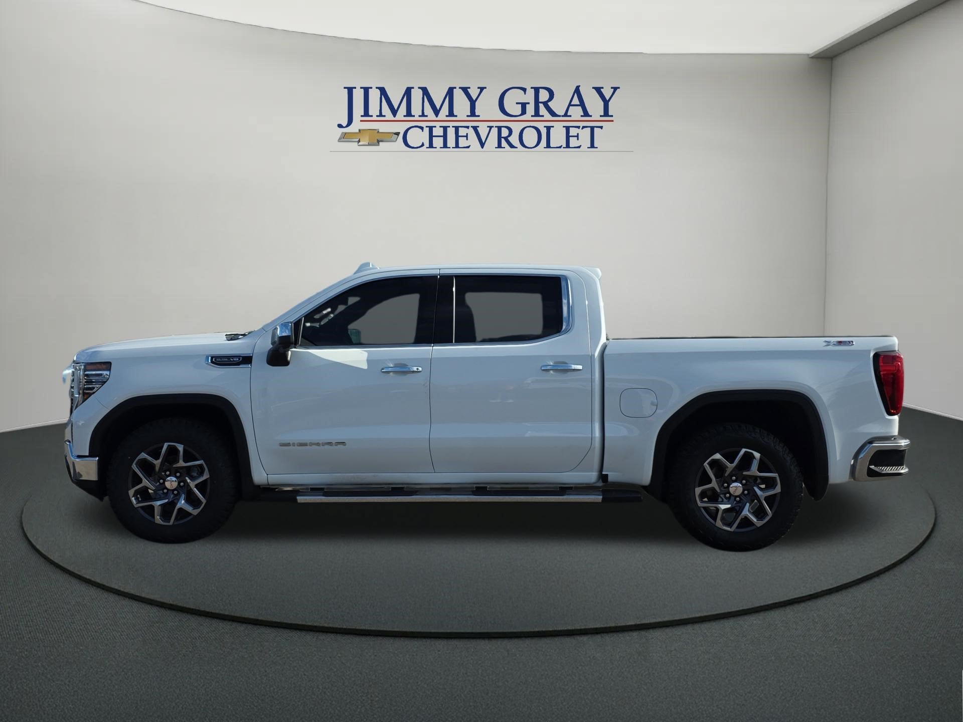 Used 2025 GMC Sierra 1500 SLT w/ SLT Premium Plus Package AWD/4WD image 2