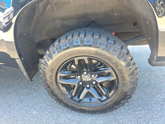 Used 2021 Chevrolet Silverado 1500 Custom Trail Boss AWD/4WD image 11