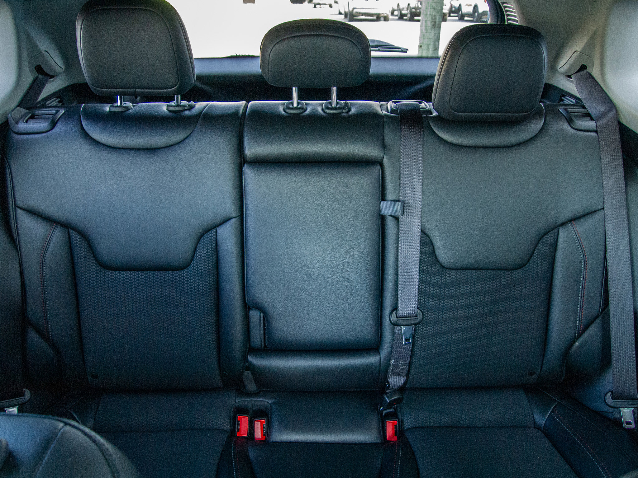 Used 2022 Jeep Compass Trailhawk w/ Sun and Sound Group image 25