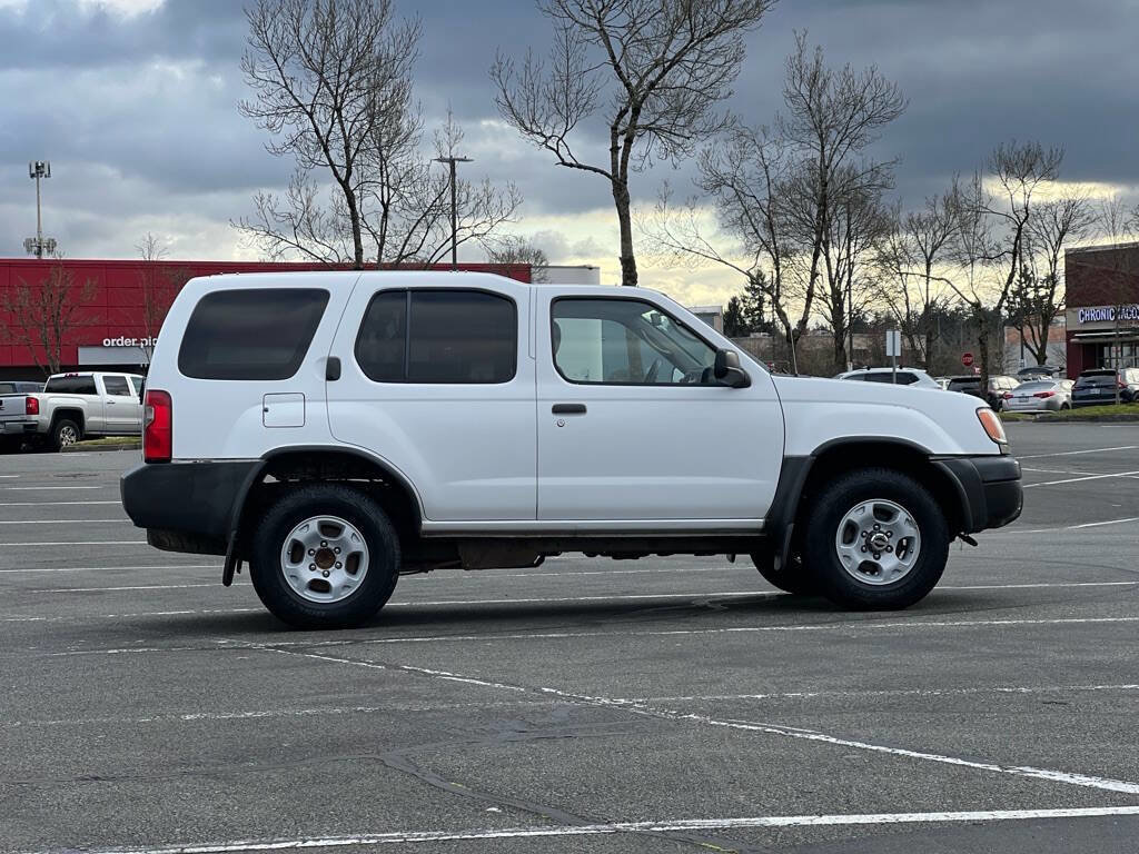 Used 2000 Nissan Xterra XE image 6