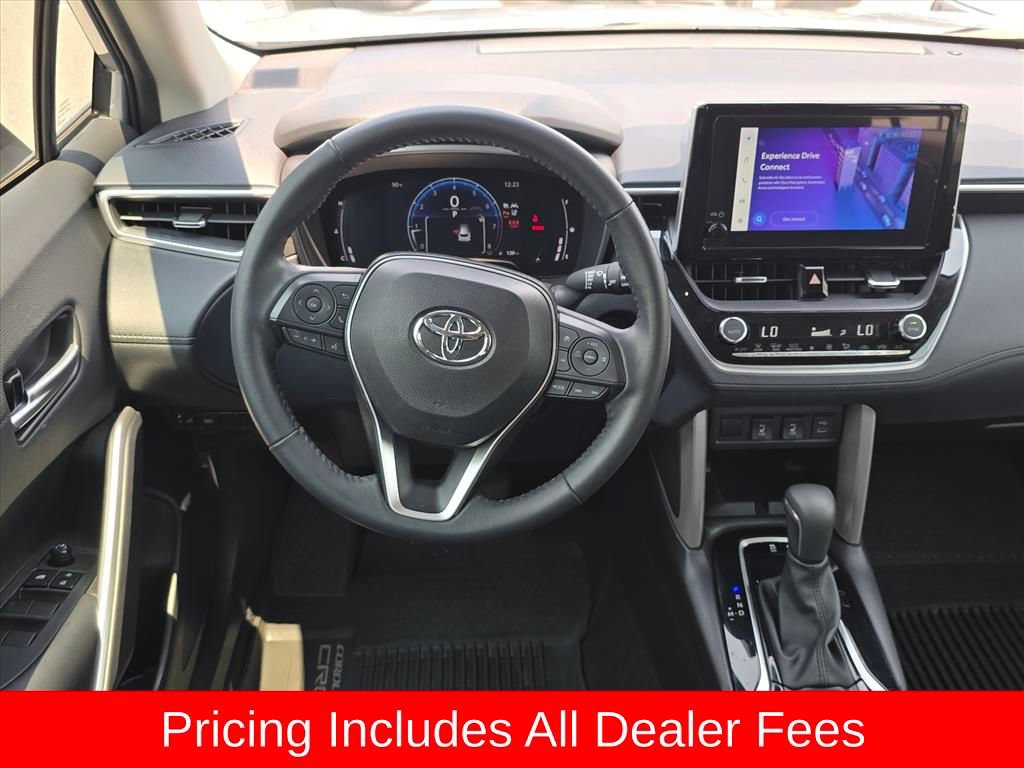 Used 2024 Toyota Corolla Cross XLE w/ Convenience Package AWD/4WD image 11