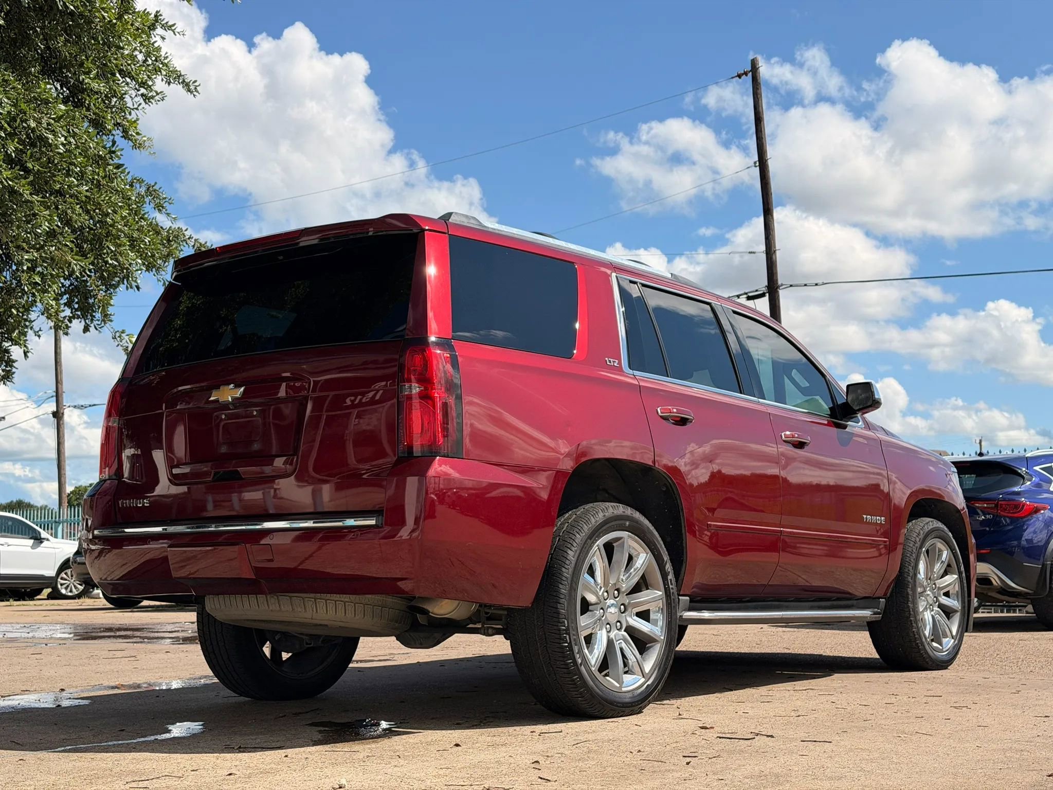Used 2016 Chevrolet Tahoe LTZ RWD image 3