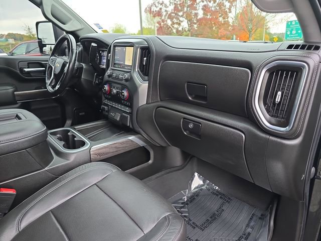 Certified 2020 Chevrolet Silverado 3500 LTZ w/ LTZ Premium Package image 35