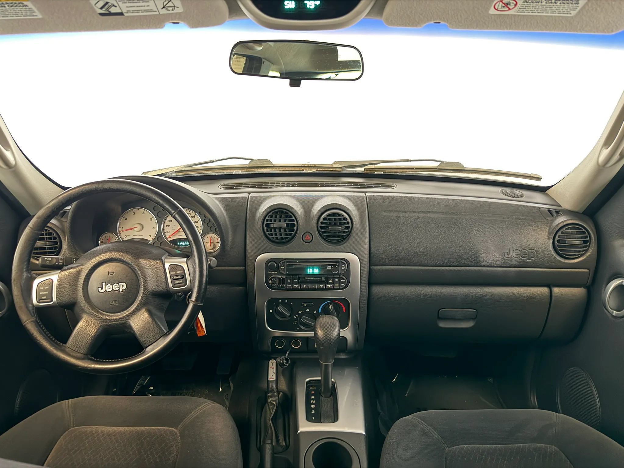 Used 2002 Jeep Liberty Limited AWD/4WD image 13