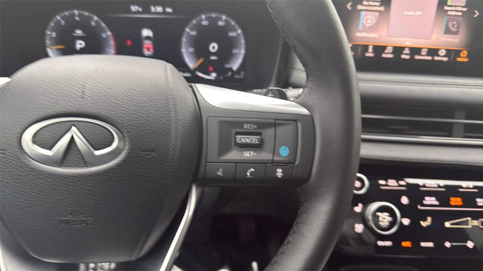 Certified 2025 INFINITI QX60 Luxe image 19