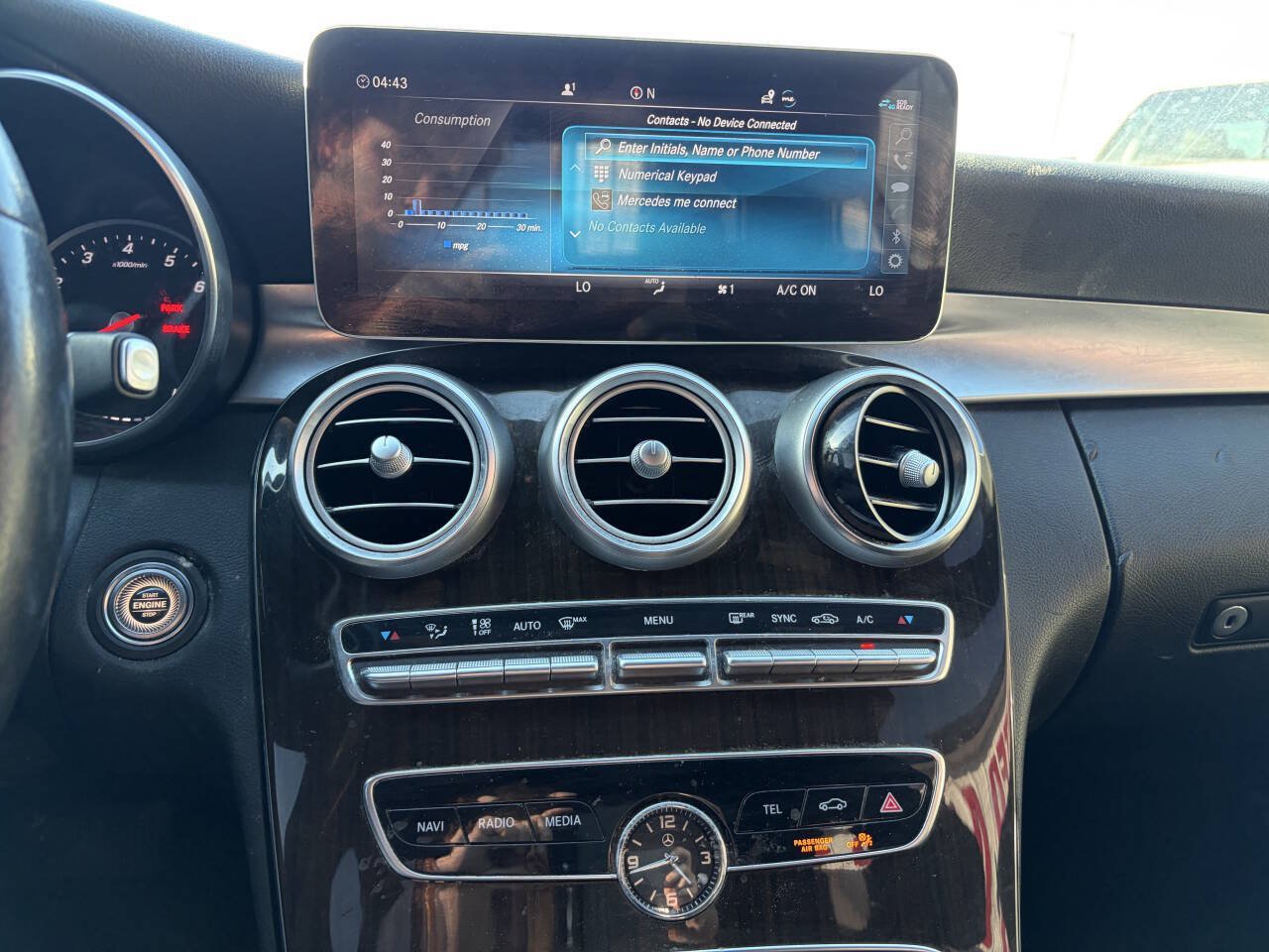 Used 2019 Mercedes-Benz C 300 Sedan w/ Premium Package image 21