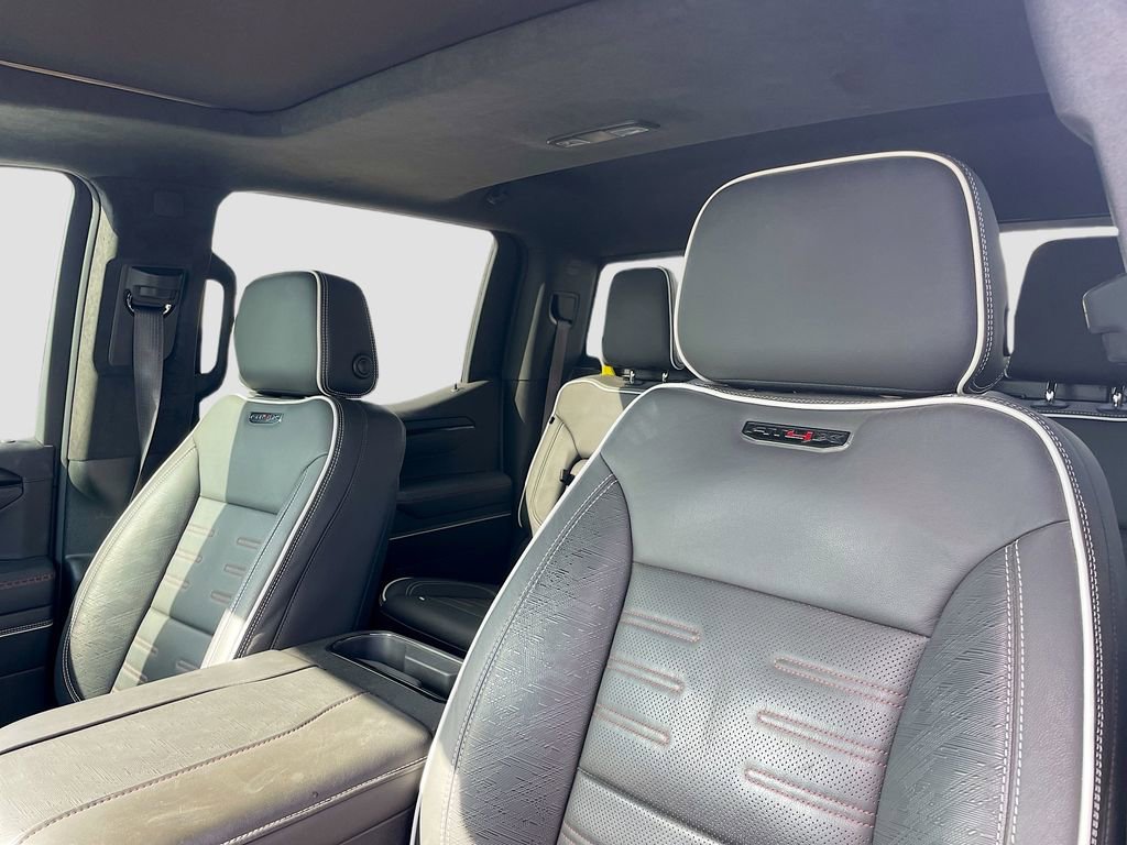 Used 2024 GMC Sierra 1500 AT4X image 13