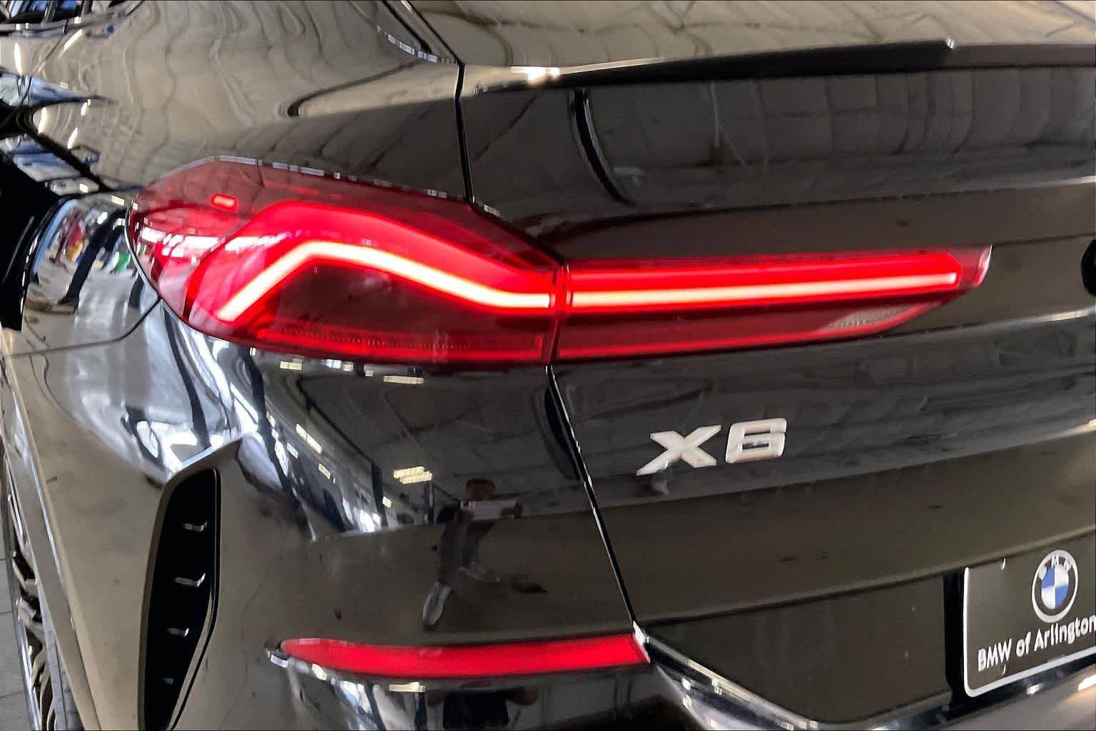 Used 2023 BMW X6 xDrive40i w/ M Sport Package AWD/4WD image 26