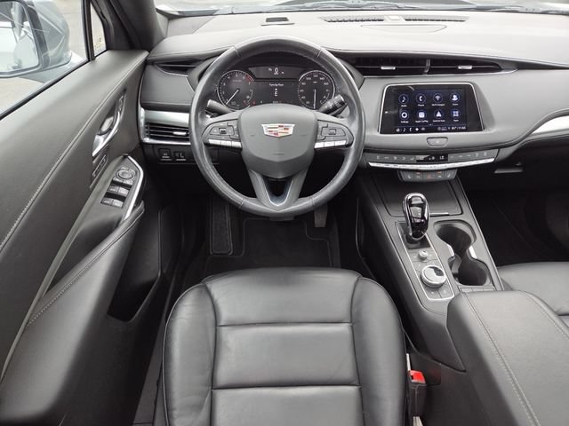 Used 2023 Cadillac XT4 Premium Luxury w/ Cold Weather Package FWD image 31
