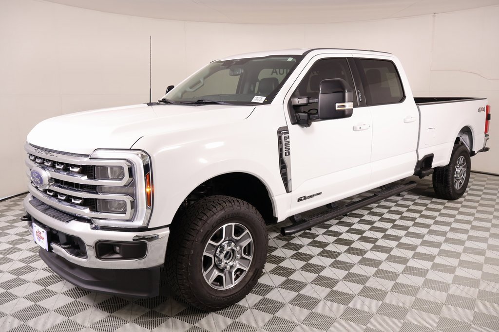 Used 2024 Ford F250 Lariat image 11