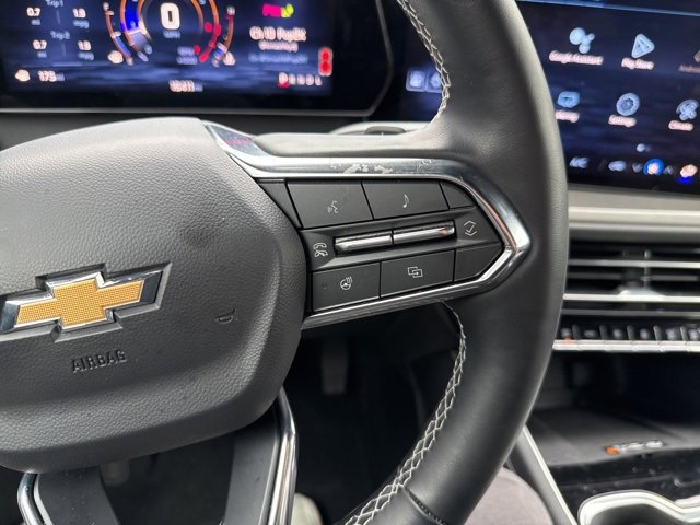 Used 2025 Chevrolet Traverse LT image 25