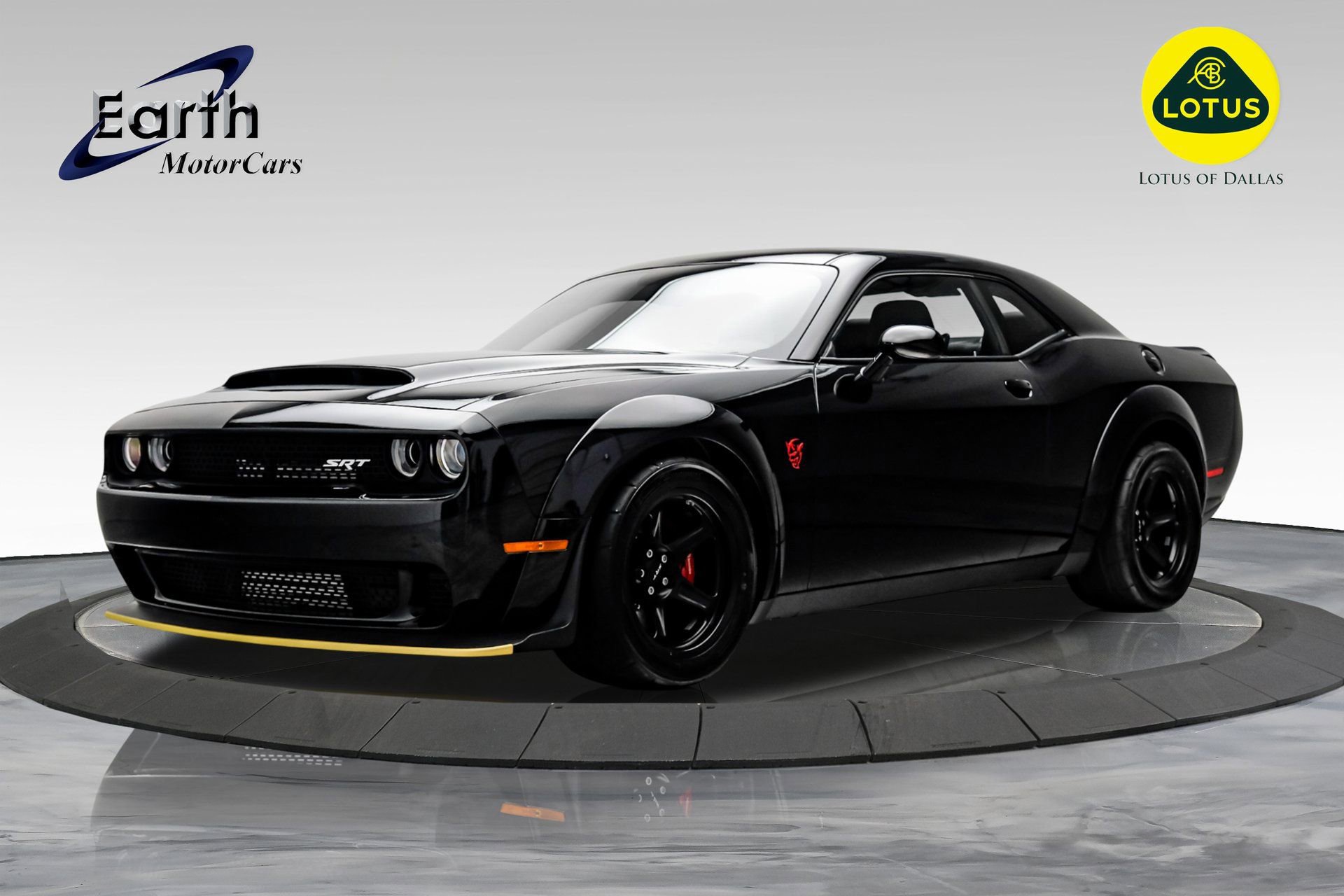 Used 2018 Dodge Challenger SRT Demon image 1
