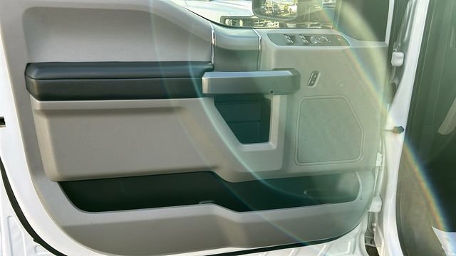 Certified 2022 Ford F350 XLT w/ XLT Premium Package image 16