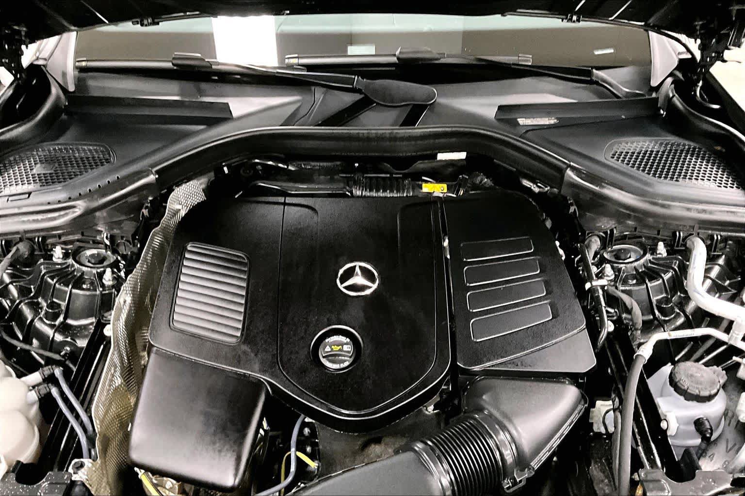 Used 2026 Mercedes-Benz GLC 300 4MATIC image 30