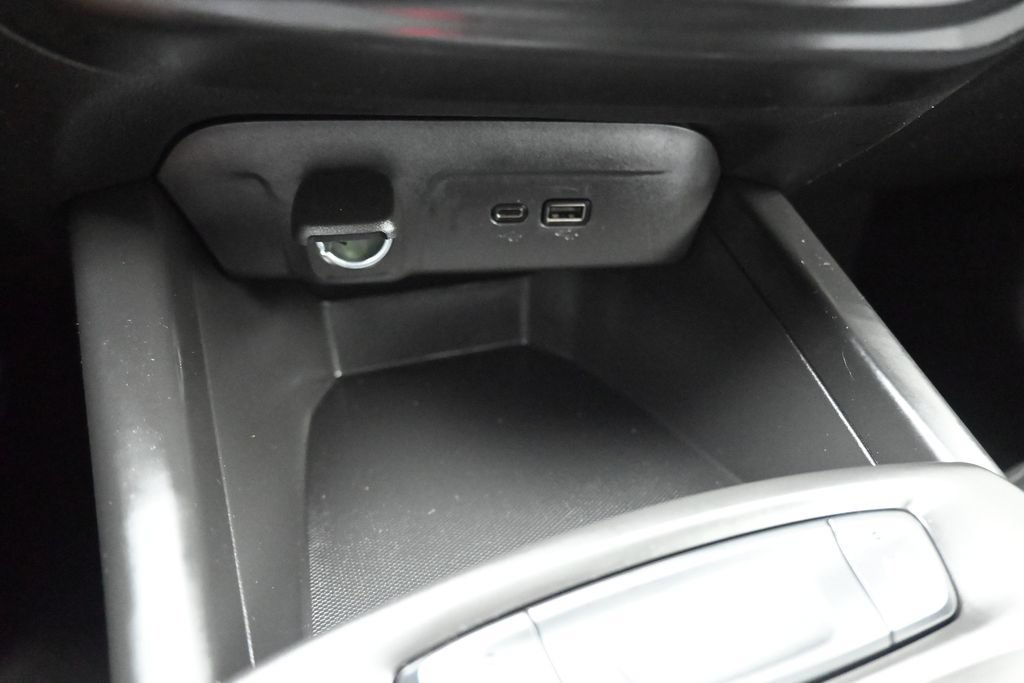 Used 2025 Chevrolet Trax LS FWD image 18