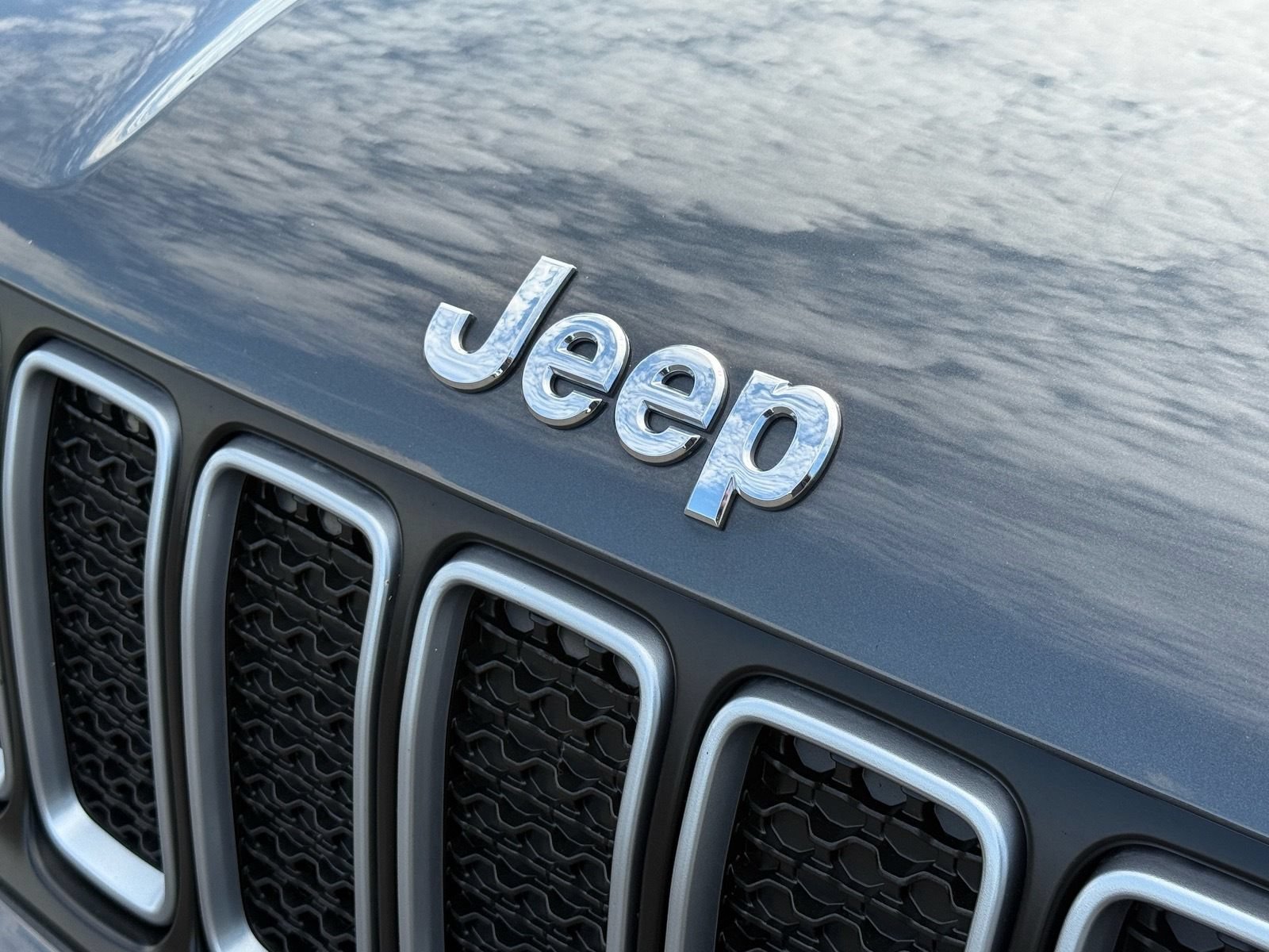 Used 2022 Jeep Renegade Latitude w/ Convenience Group AWD/4WD image 32