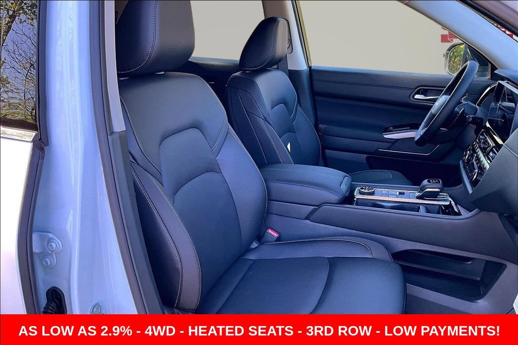 New 2026 Nissan Pathfinder SL AWD/4WD image 10