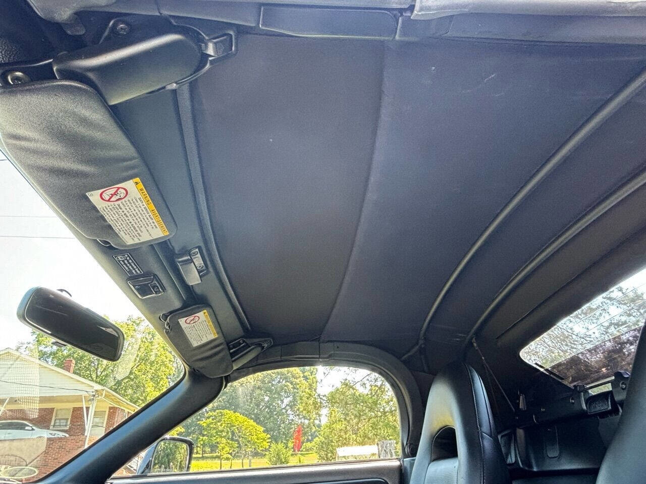 Used 2003 Toyota MR2 image 21