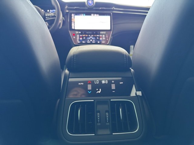 New 2025 Maserati Grecale Modena image 13