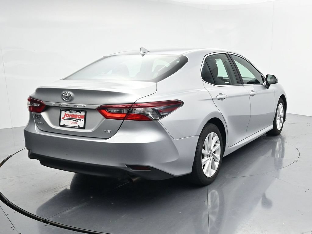 Used 2023 Toyota Camry LE FWD image 6