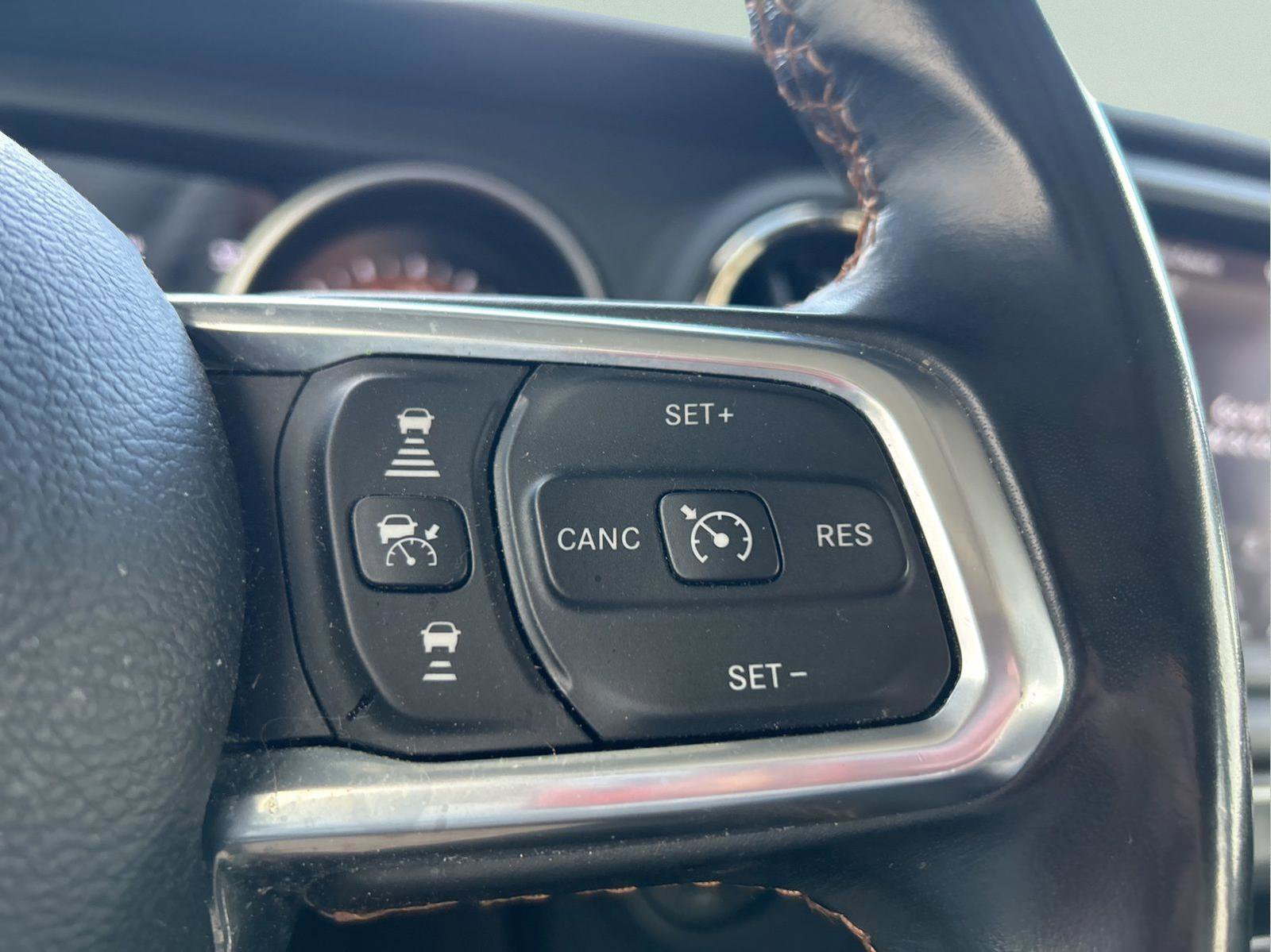 Certified 2021 Jeep Wrangler Unlimited Sahara image 17
