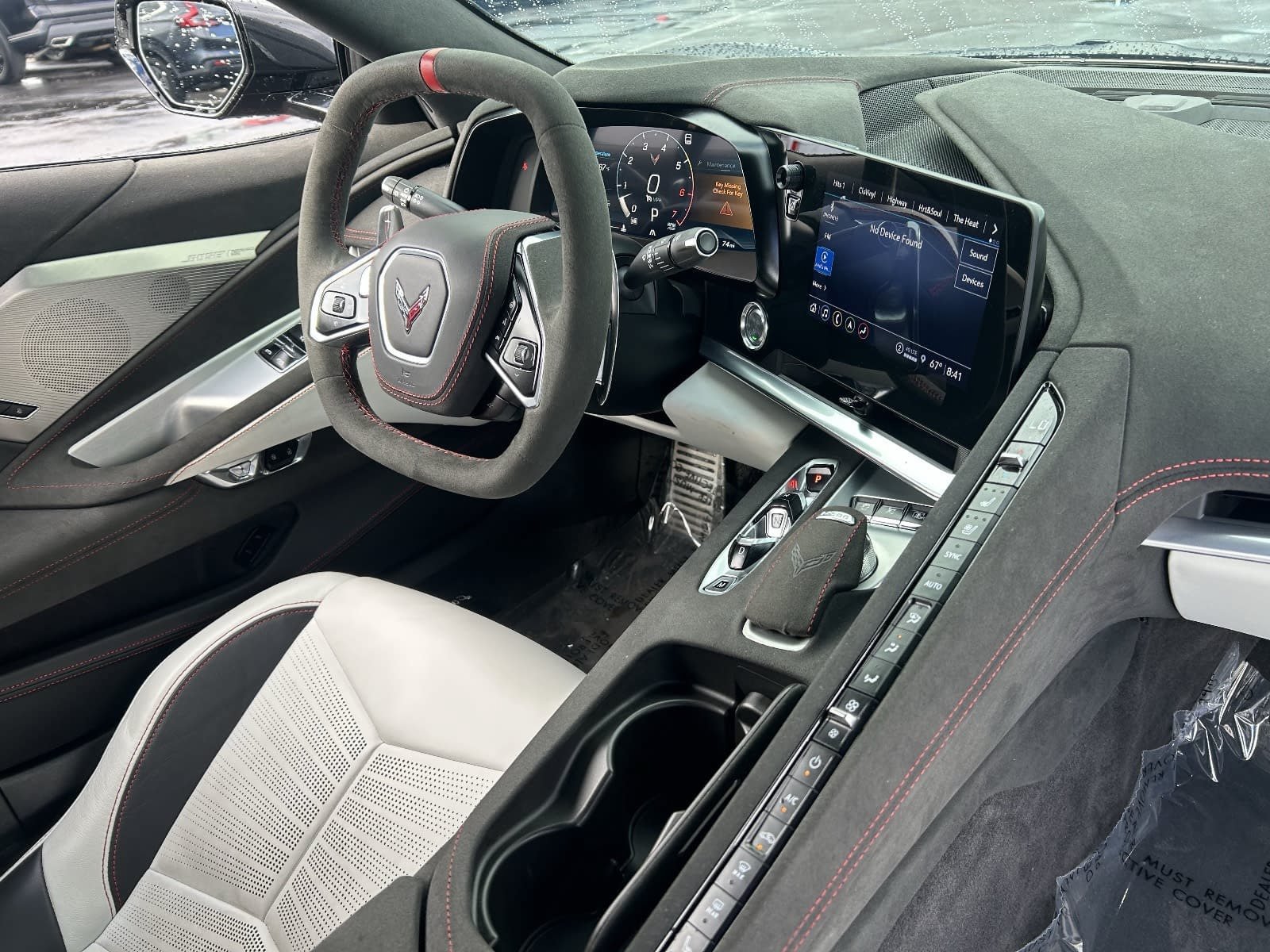 Used 2023 Chevrolet Corvette Stingray Premium Cpe w/ Z51 Performance Package RWD image 18
