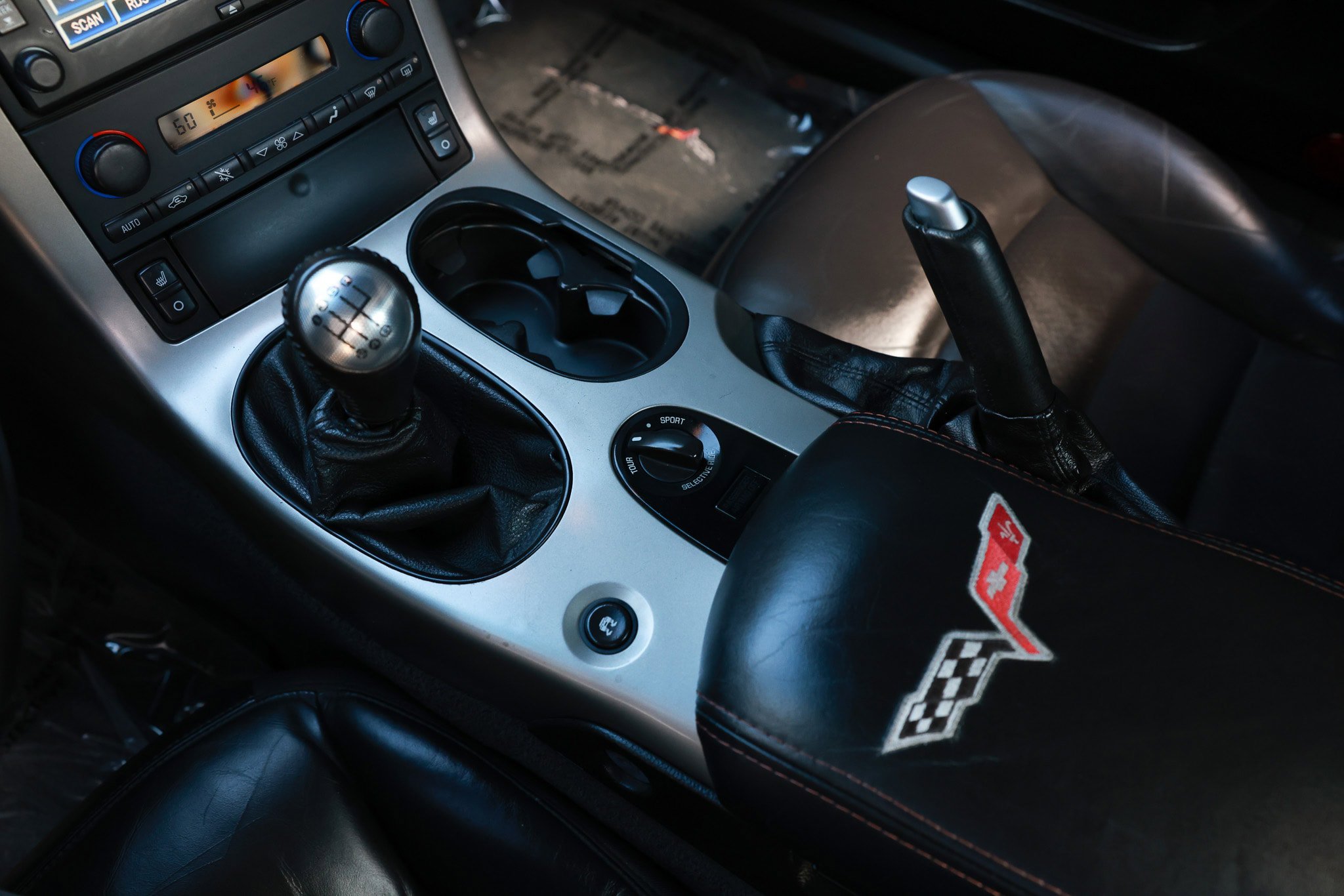 Used 2005 Chevrolet Corvette Convertible w/ Preferred Equipment Group image 40