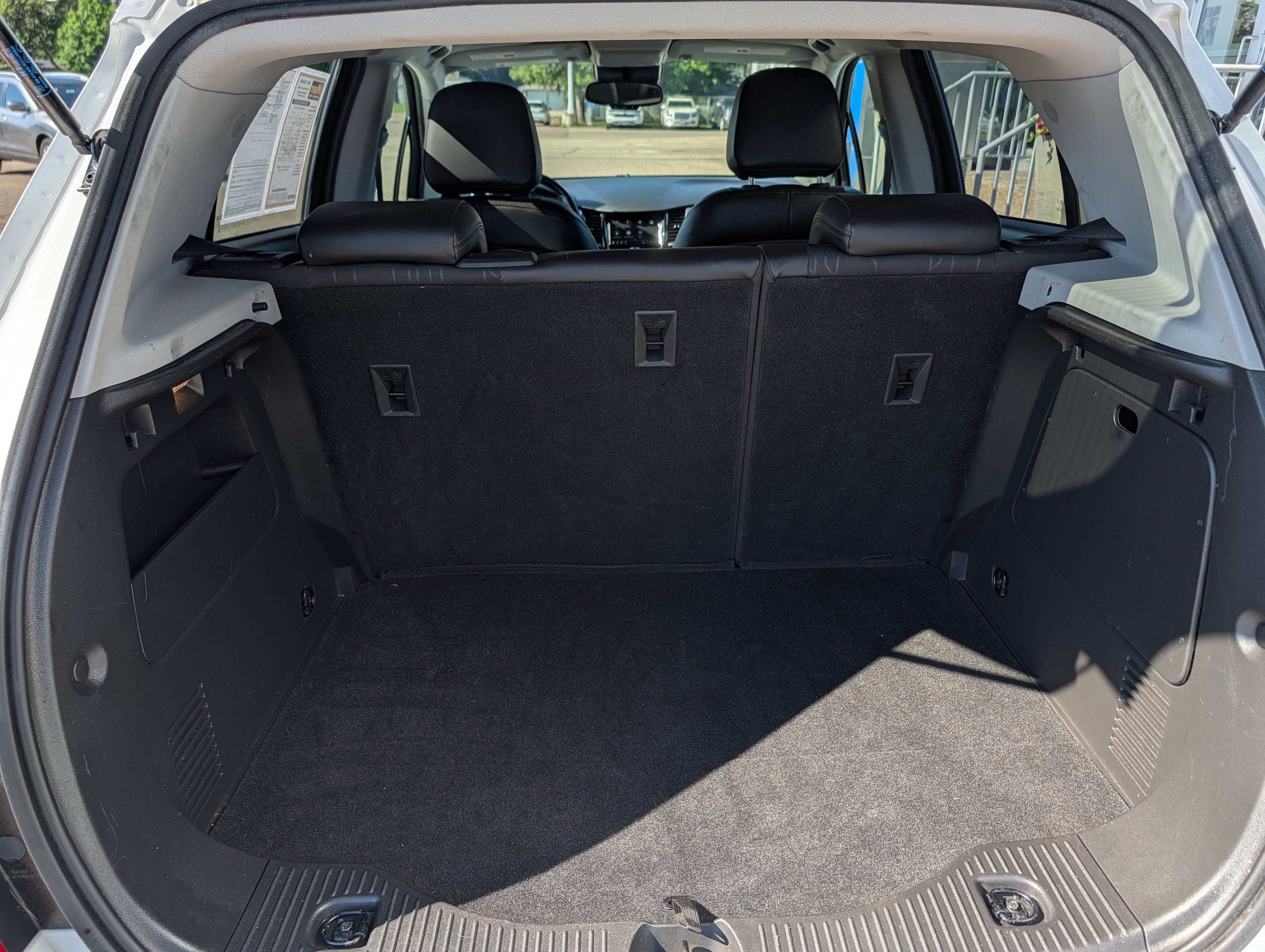 Certified 2019 Chevrolet Trax LT w/ LT Convenience Package AWD/4WD image 10