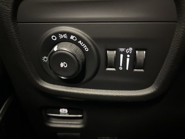 New 2026 Jeep Grand Cherokee L Limited image 43