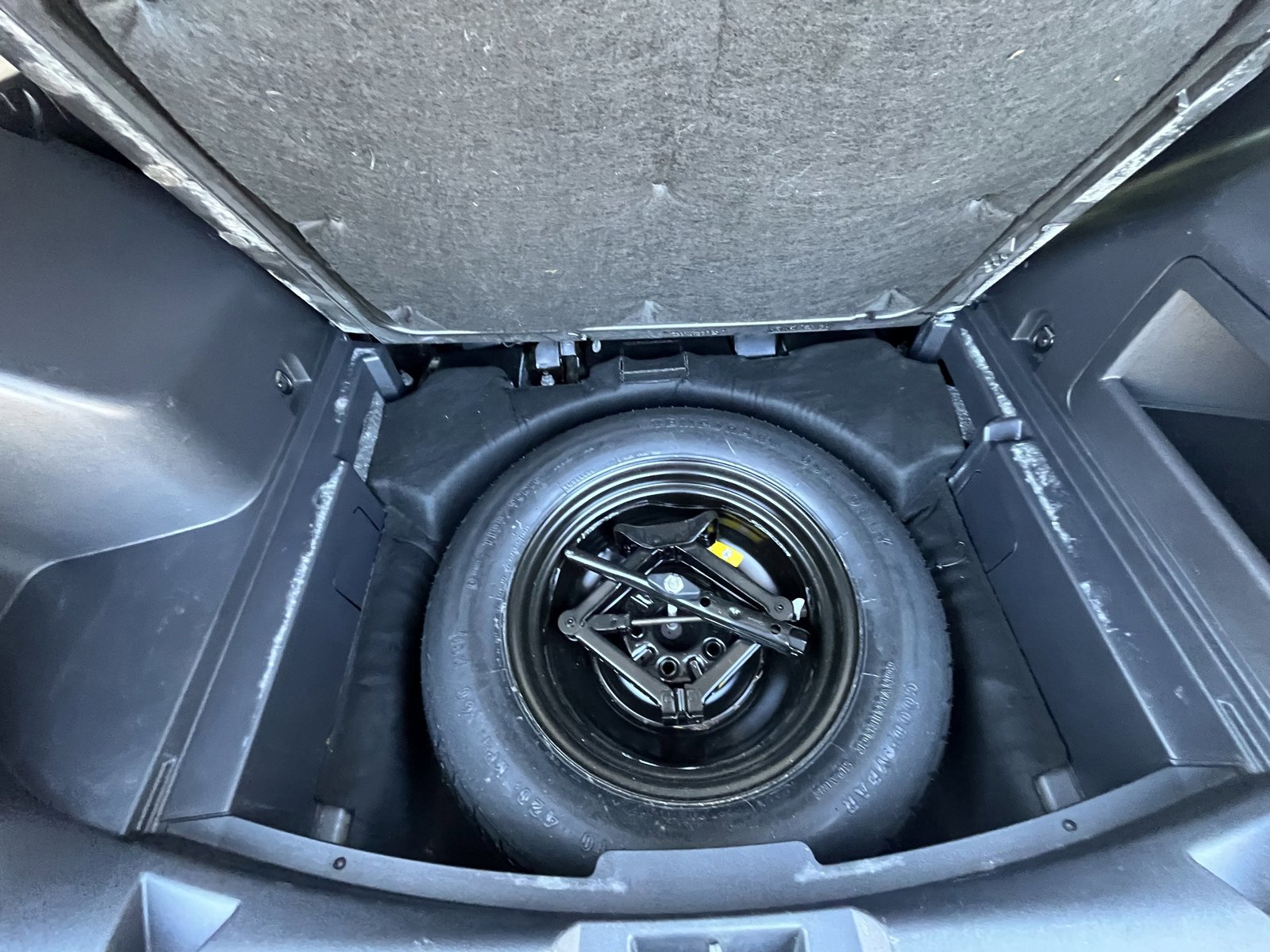 Used 2016 Jeep Compass High Altitude image 19