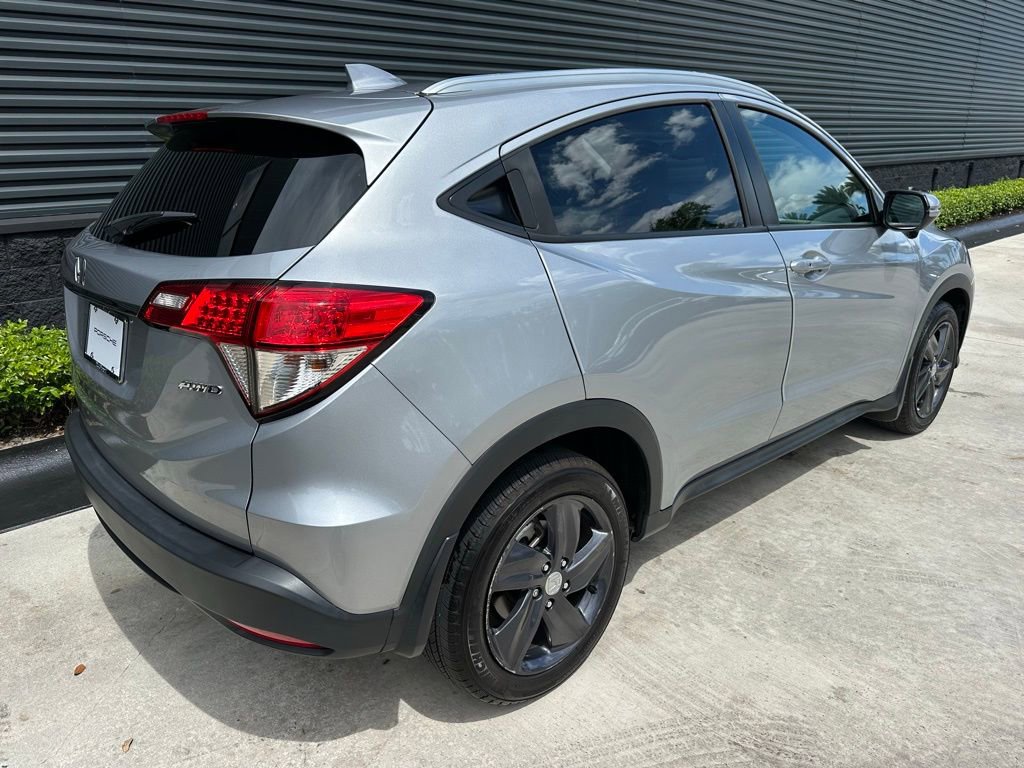 Used 2022 Honda HR-V EX-L image 9