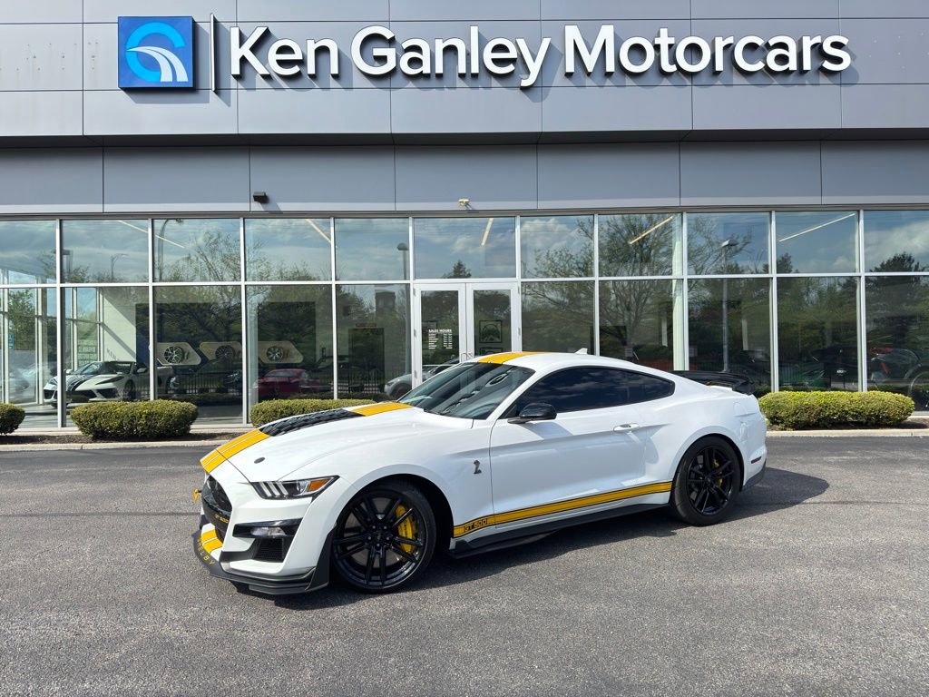 Used 2022 Ford Mustang Shelby GT500 w/ Technology Package RWD image 1