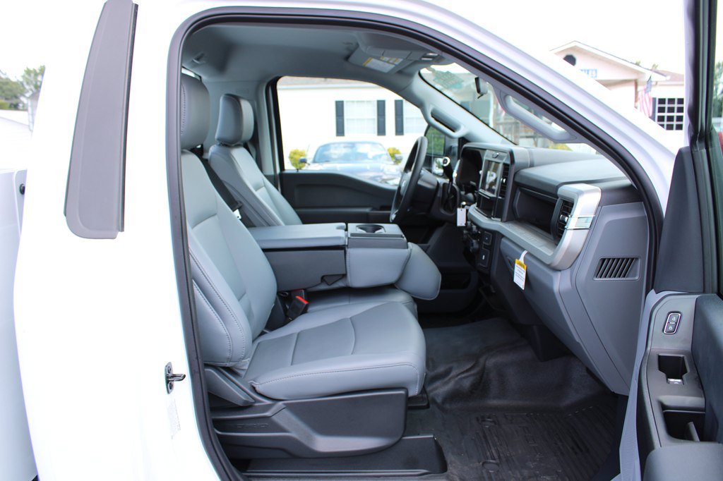 Used 2025 Ford F350 XL w/ XL Driver Assist Package RWD image 21