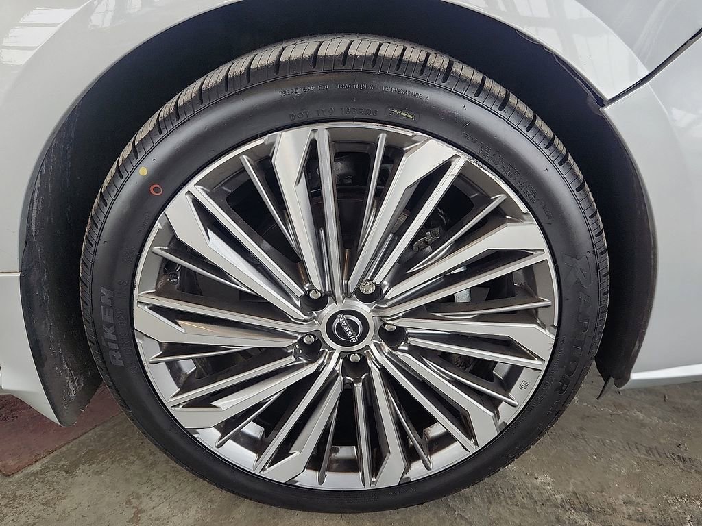 Used 2023 Nissan Altima 2.5 SL image 10