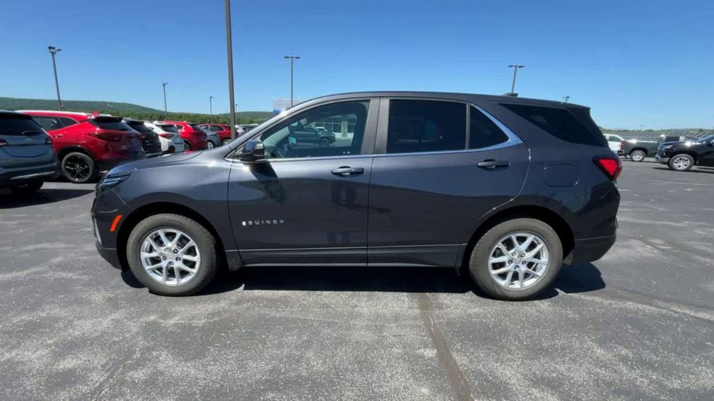 Used 2022 Chevrolet Equinox LT AWD/4WD image 5