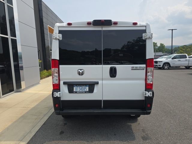 Used 2023 RAM ProMaster 2500 FWD image 5