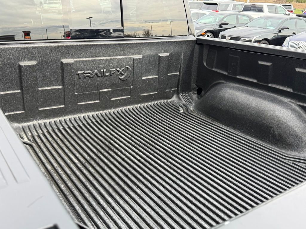 Used 2025 RAM 1500 Big Horn AWD/4WD image 9