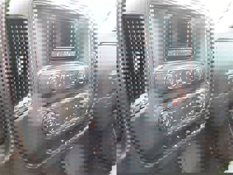 Used 2015 Chevrolet Silverado 3500 W/T image 17