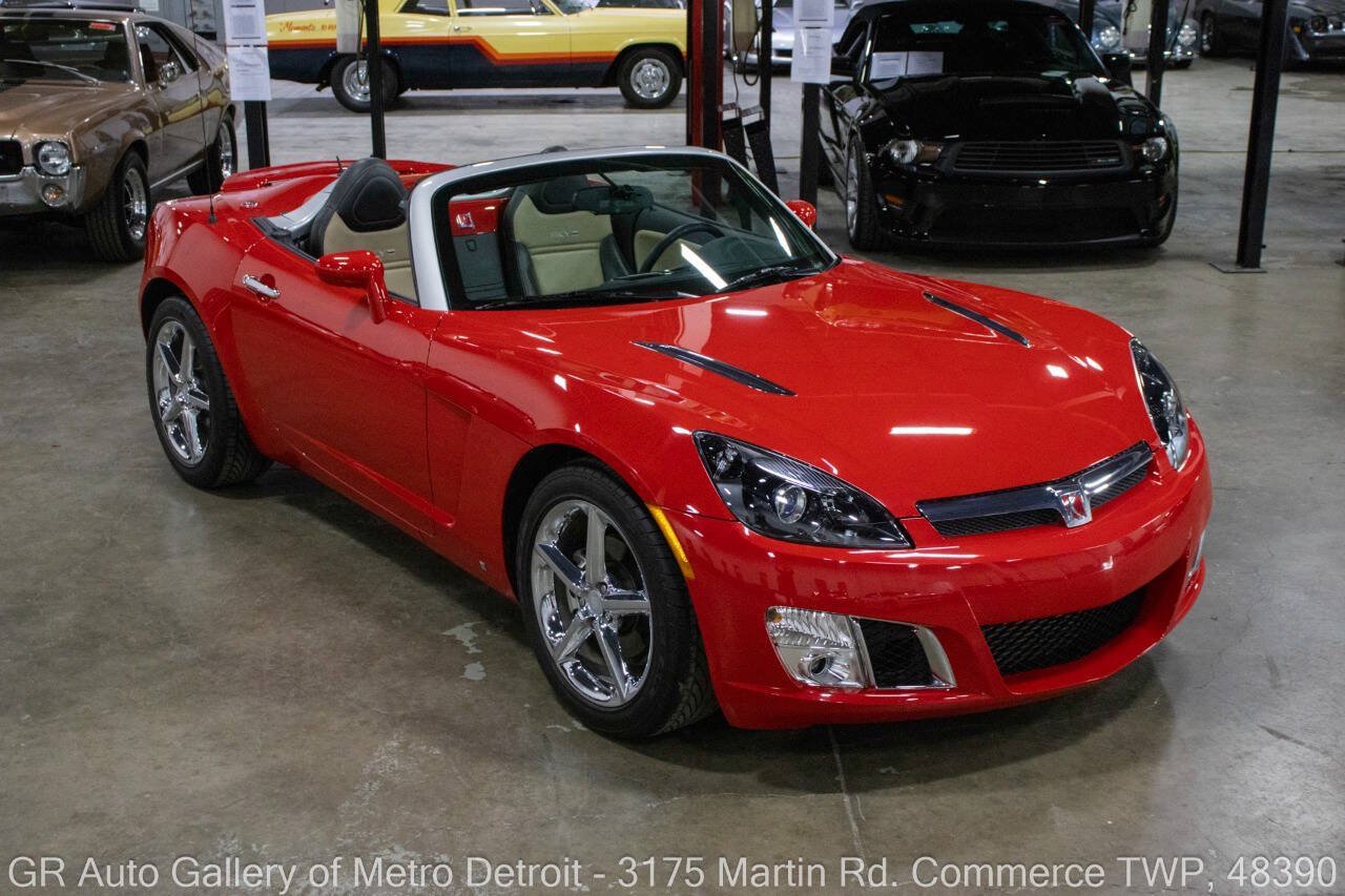 Used 2009 Saturn Sky Red Line RWD image 10