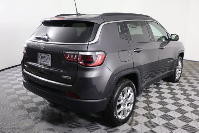 Used 2023 Jeep Compass Latitude image 8